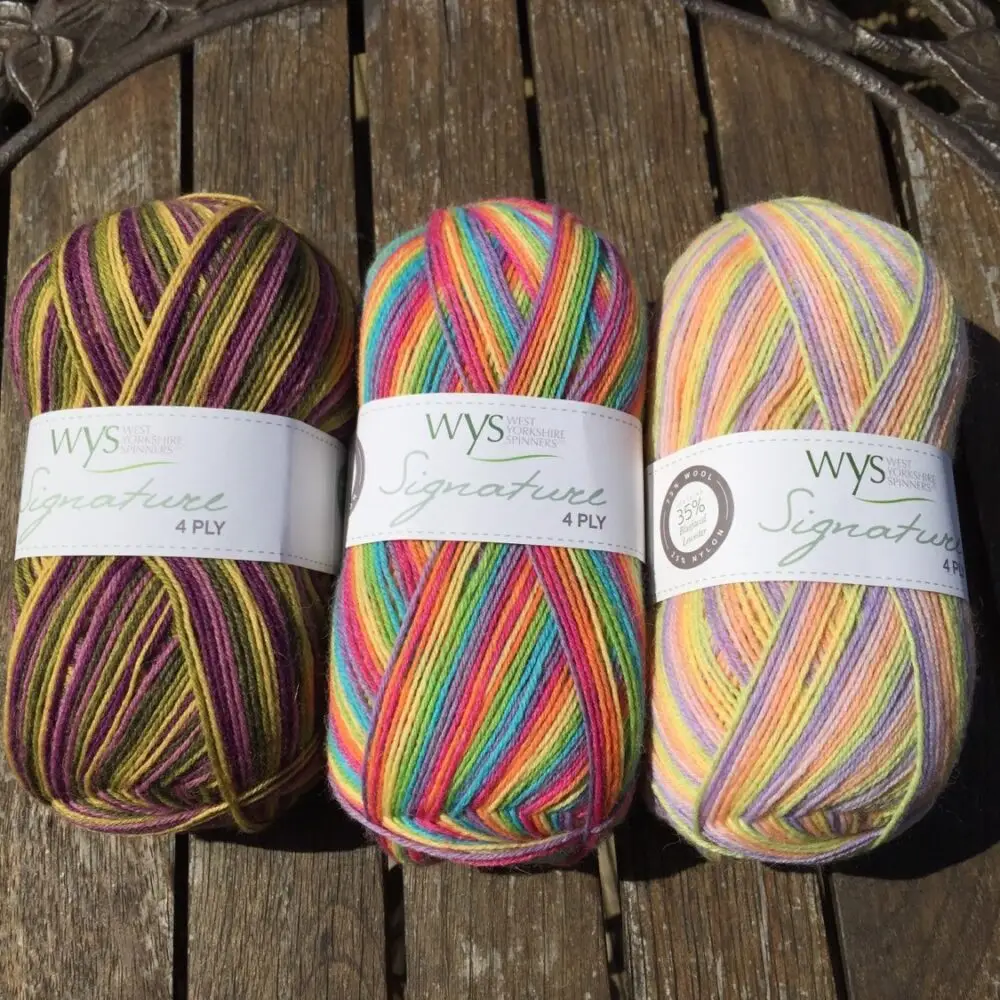 WYS - Signature 4ply garn mislitt